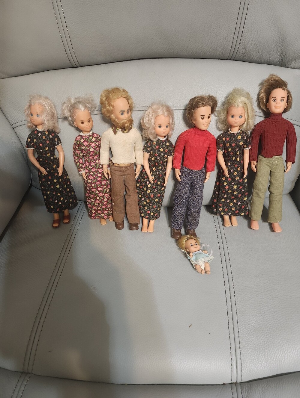 Vintage-Sunshine Doll Family Set in Mixed Colors